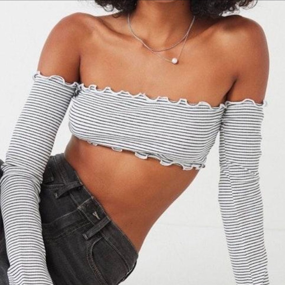 Urban Outfitters Top Women M Off Shoulder Striped Ribbed Crop Long Sleeve Casual